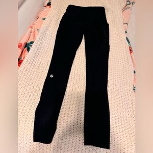 Black, size 0, Fast and Free, 25’